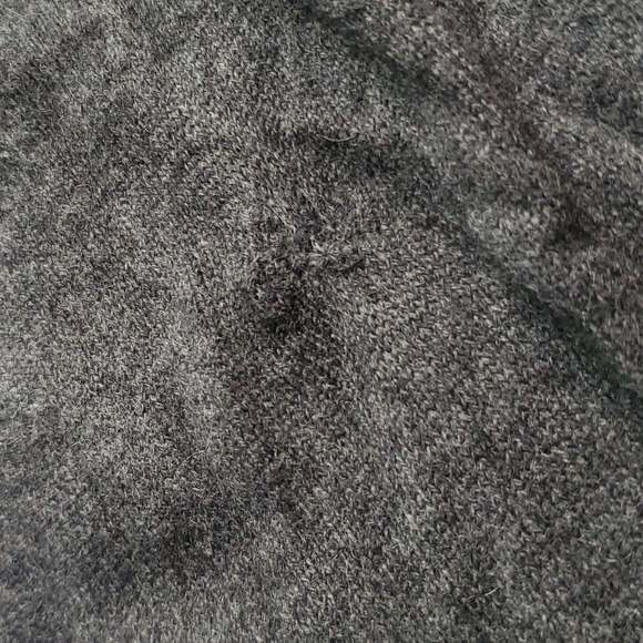 Fifth Avenue Cashmere Long Sleeve Dark Grey V-Neck Shirt - Picture 3 of 7